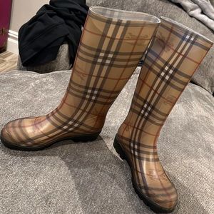 Burberry Rainboots